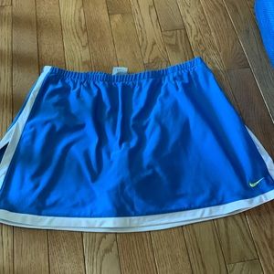 Nike dry fit athletic skirt - size medium